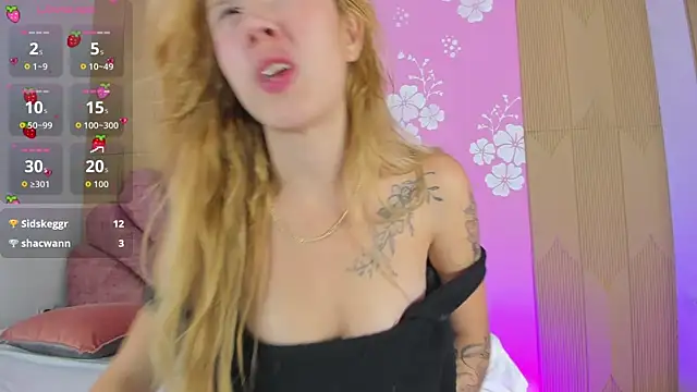 violetsmith1_ Adlı Modelin Canlı XXX Sohbeti