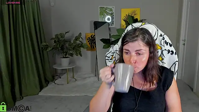 MartaEdams Chat XXX in diretta