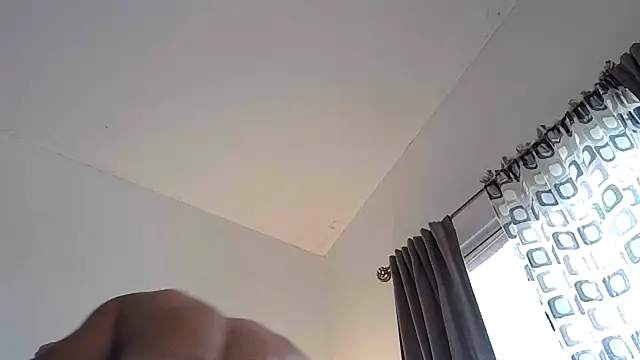 Chatroom XXX en direct de rigo_hairyboy