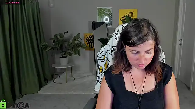 MartaEdams Chat XXX in diretta