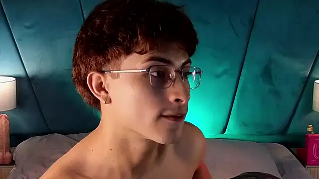 Chat XXX en directo de Aaron_Eze