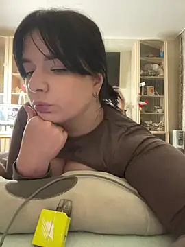 Poly_Nickn Live XXX chat