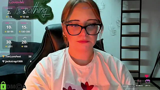 JuliNy_x Live XXX-chat