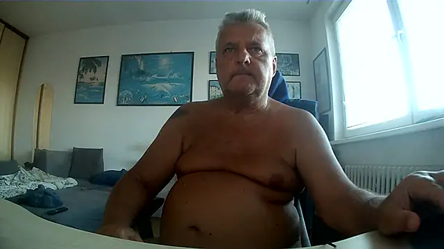Robert_SK1 即時 XXX 聊天