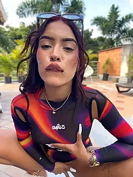 Chat XXX en directo de MystiqueXXX