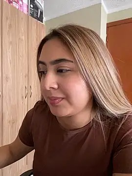 Miabonnett_ Live XXX Chat
