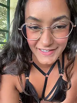 Chatroom XXX en direct de SaraZuletaa