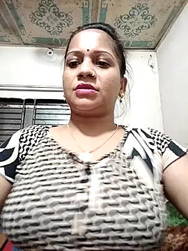 Payel_50 Adlı Modelin Canlı XXX Sohbeti