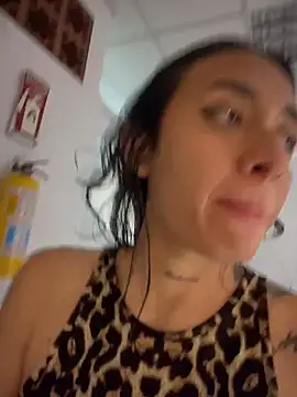 SinSirenXXX élő XXX-chatje