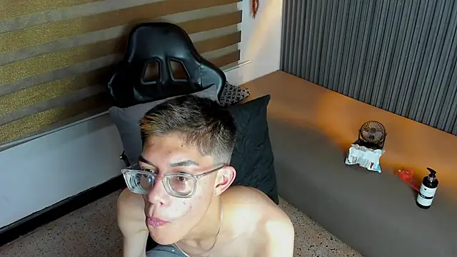 LianFerrer1n Live XXX chat