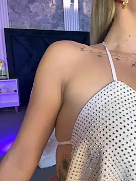 MollyCruzのライブXXXチャット