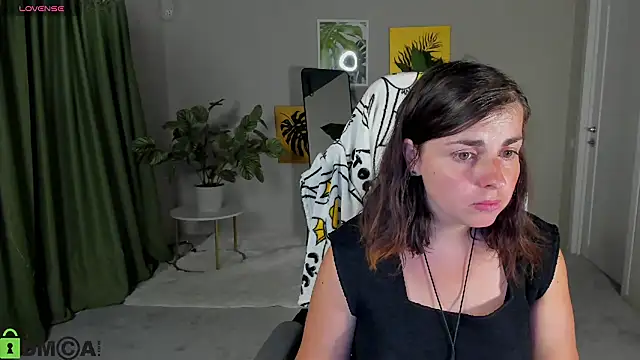 MartaEdams Adlı Modelin Canlı XXX Sohbeti