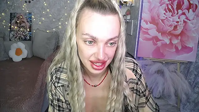 NickyAdamidi Chat XXX in diretta