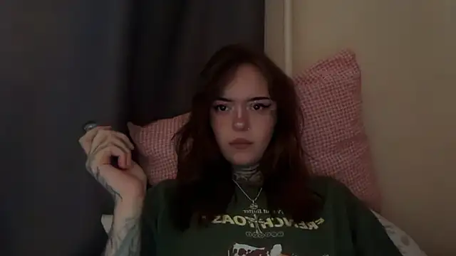 XXX chat uživo modela Raven_Armor