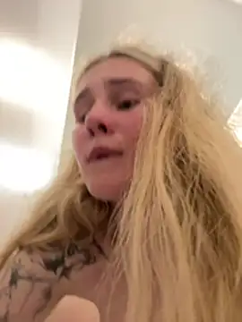 XXX chat uživo modela SiaLater