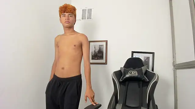 jacob_cum23 Show Webcam