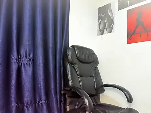 kinkykikien Live XXX chat