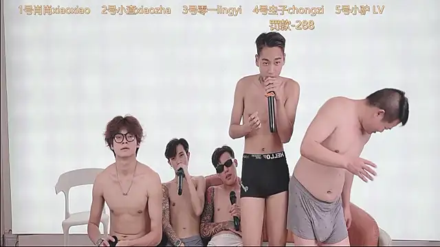 CKBOYS_001 Show in webcam