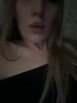 צ'אט XXX בשידור חי של Brin20