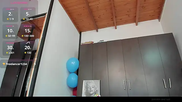 Živý XXX chat LatinaQueen23