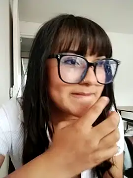 Chat XXX Live Emily-7