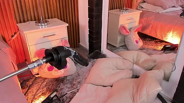 LolaAngellx 现场XXX聊天