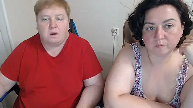 Show modela Lindy-Jeanie na web-kameri