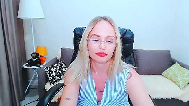LiluMoon__ – Live XXX-chat