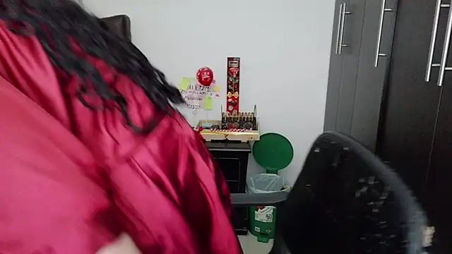 Grace_mature_milf Adlı Modelin Canlı XXX Sohbeti
