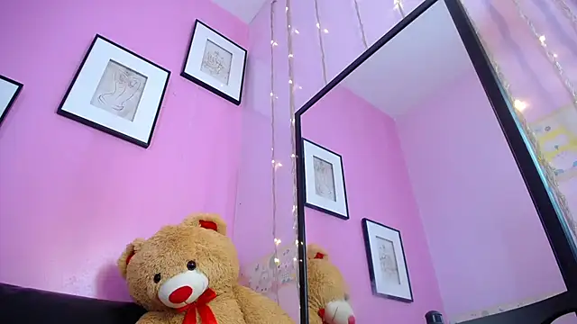 Katy_Jhomson live XXX chat