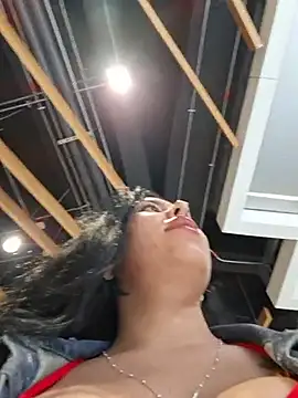 Chat +18 de Luianna ao vivo