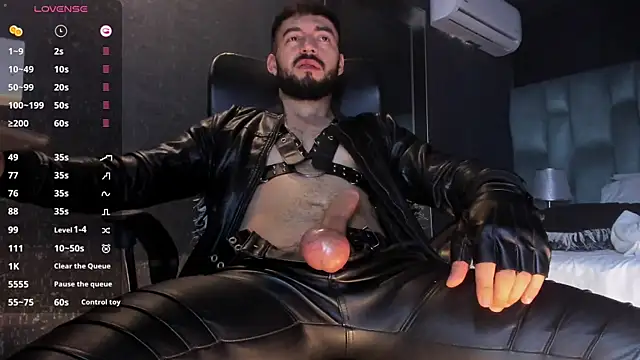 Онлайн чат XXX MarkWalker__