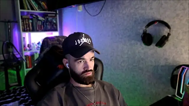 Živý XXX chat _Serious_Man