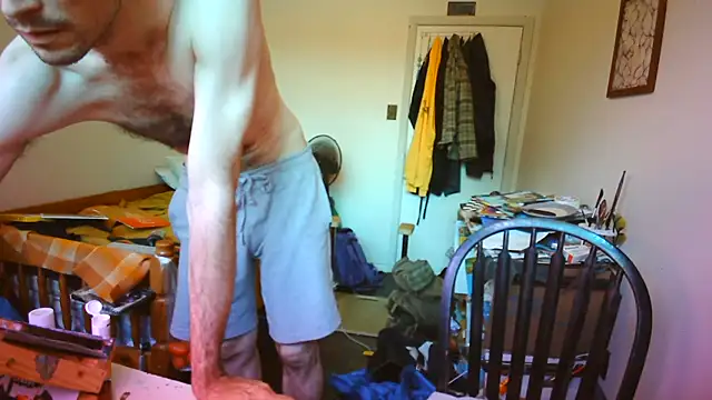 JohnnyMoves XXX чат на живо