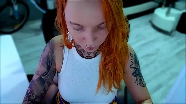 InesGold's Live XXX Chat