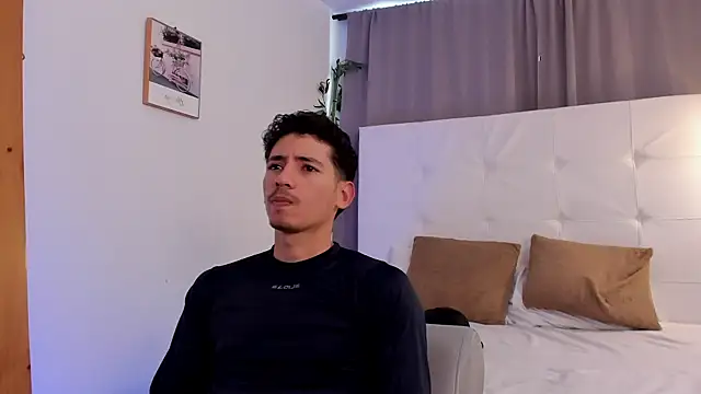 Alejo-and-Thiago Webcam Show