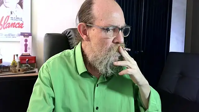 Uncle_Hottie Adlı Modelin Canlı XXX Sohbeti