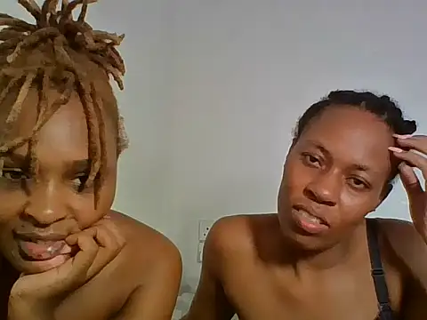 Cutie_blondiey Chat XXX live