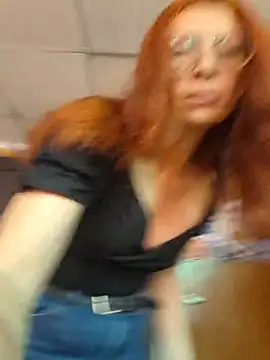 Natalykaty Adlı Modelin Canlı XXX Sohbeti