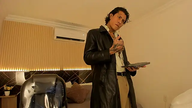 Damian_romanoff_'s Live XXX Chat