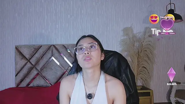 adaira31's Live XXX Chat