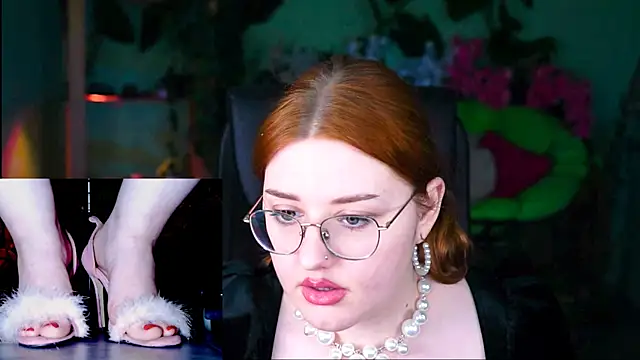 แชท XXX สดของ StaceyJensen
