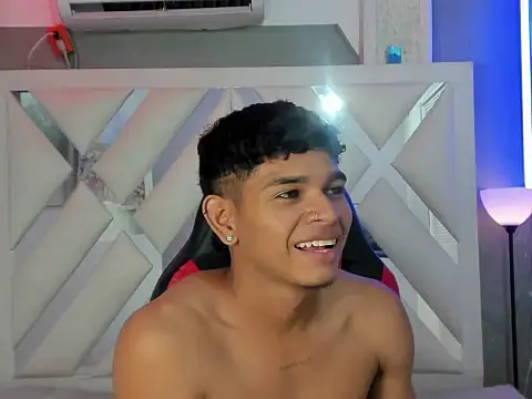 nova_mitchell7 লাইভ XXX চ্যাট