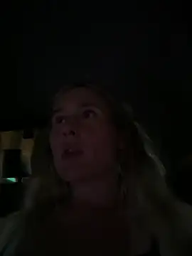 SiaLatern Live XXX chat