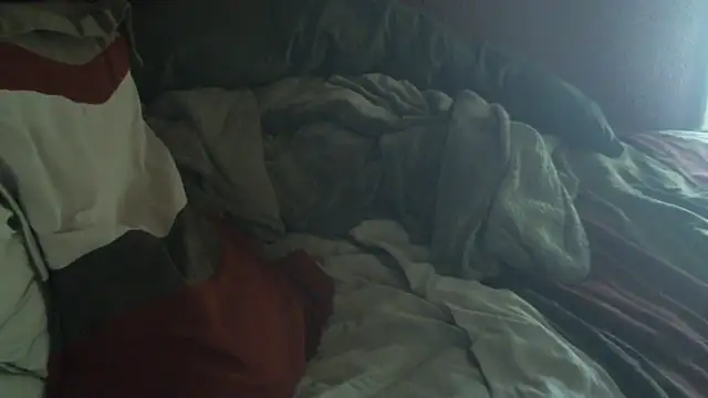 immikew1975 Live XXX Chat
