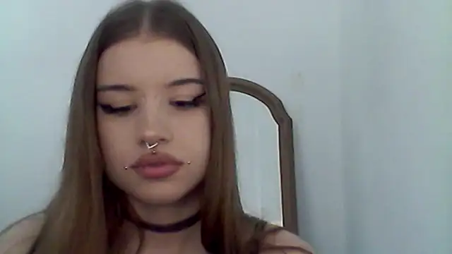 دردشة MollyHotTeen الجنسية المباشرة