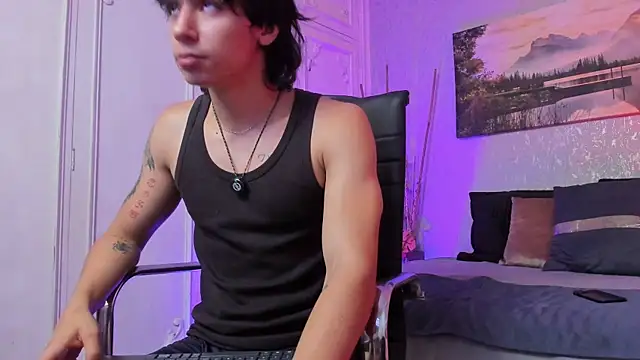Tyler_durten Adlı Modelin Canlı XXX Sohbeti