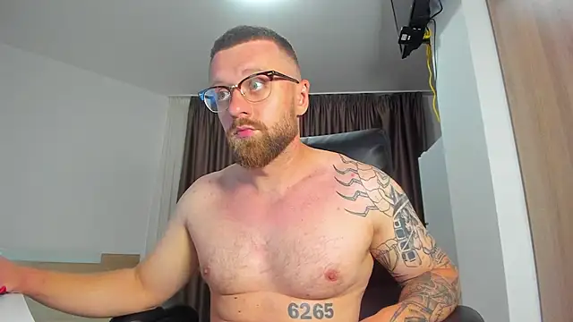 Findom_guyn Live XXX chat