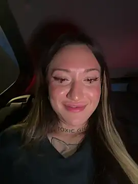 Chat XXX ao vivo de SaintSquirt
