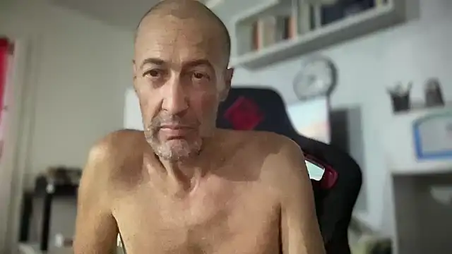 Show modela SiciliMan na web-kameri